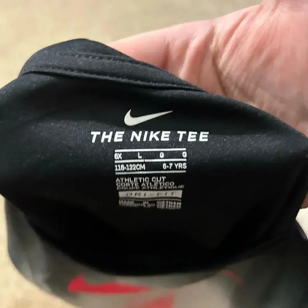 Nike size 6x